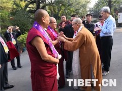 中国藏语系高级佛学院赴交流