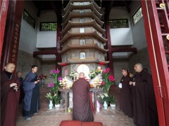 江西青原山净居寺清明节举行扫塔祭祖